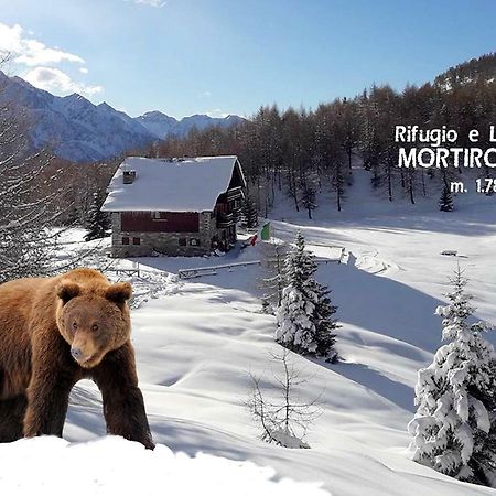 Rifugio Al Lago Del Mortirolo In Inverno Raggiungibile Solo A Piedi Monno Dış mekan fotoğraf